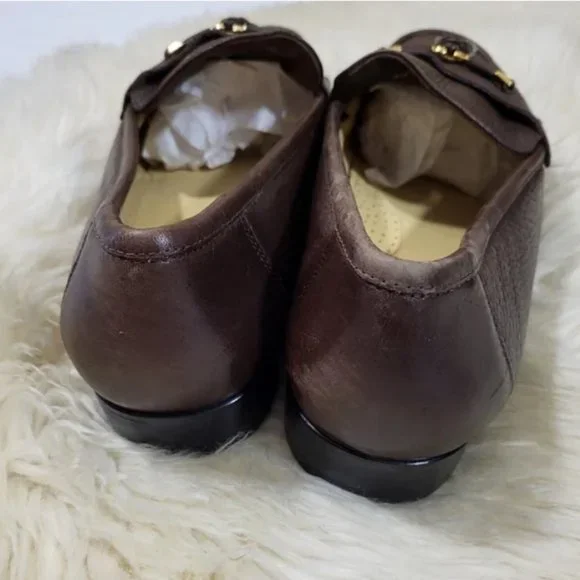 Florsheim Padron Tassel Leather Loafers - Picture 9 of 11